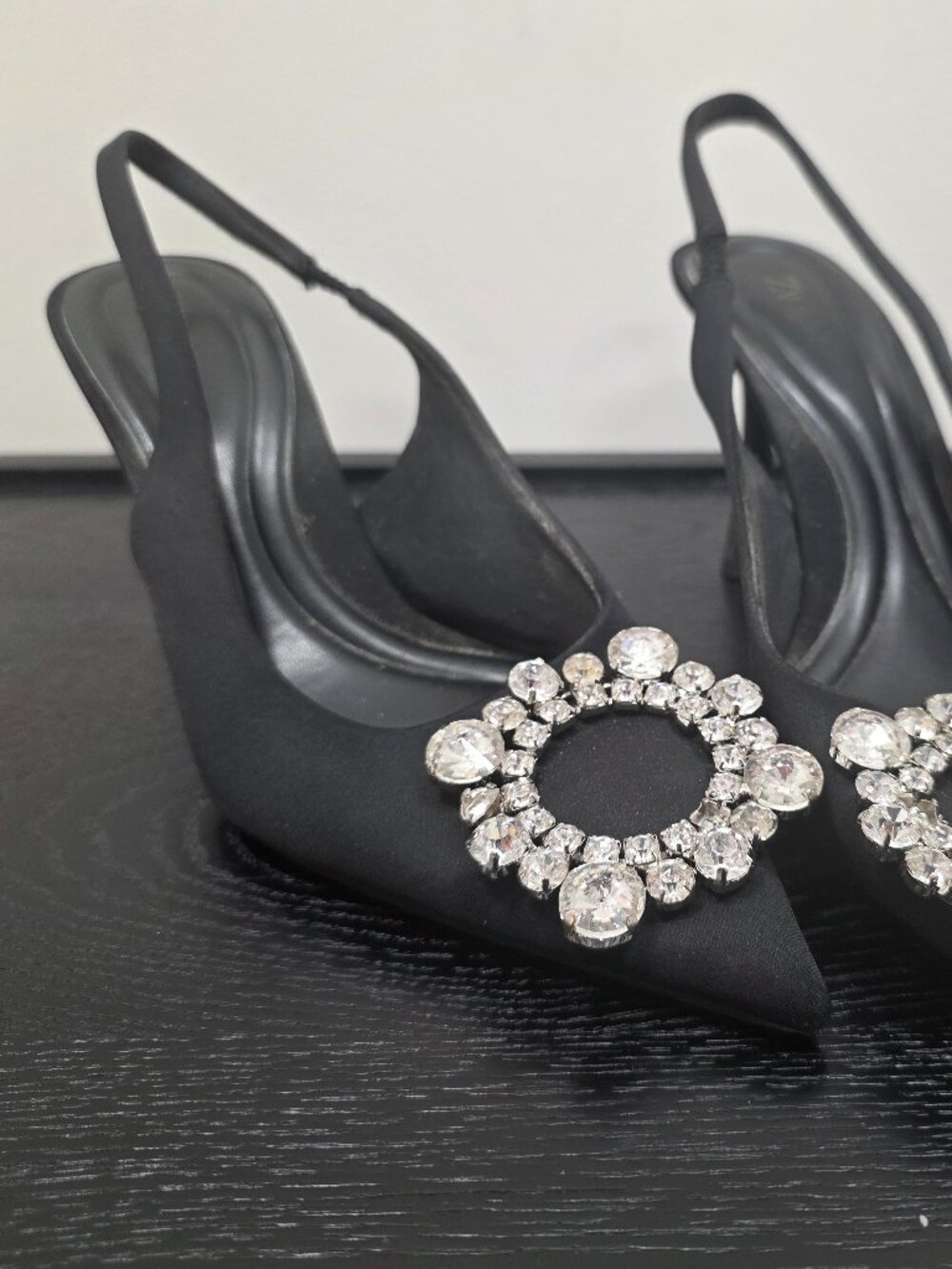 Zara Black Crystal Brooch Slingback Kitten Heels - Picture 5 of 6